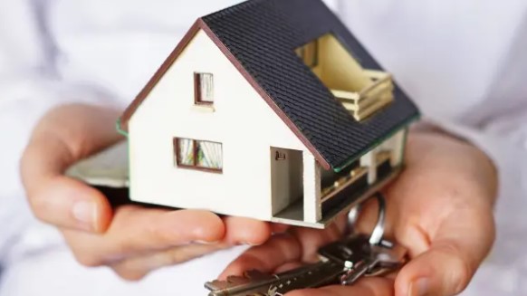  Es pot vendre un habitatge amb hipoteca per comprar-ne un altre?...