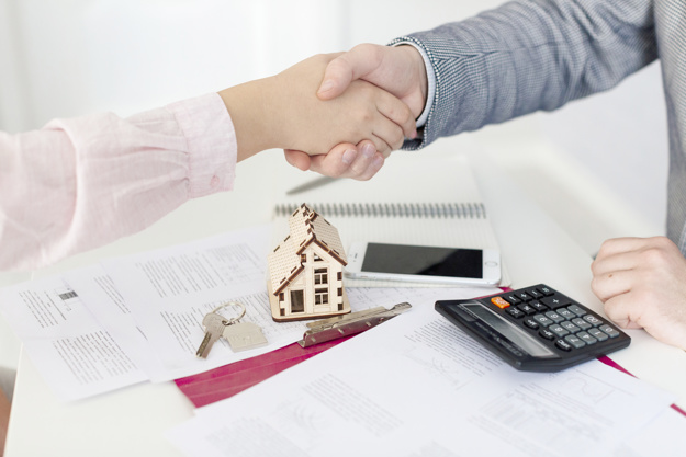  La compravenda d'habitatges va créixer un 2,7% al febrer, segons els...